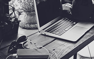 想用人民币换美金？教你如何安全通过USDT操作，步骤详解与风险提醒